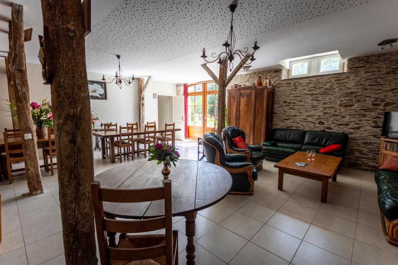 La Haye Gites Et Chambre D'Hotes Avrille  Exterior photo